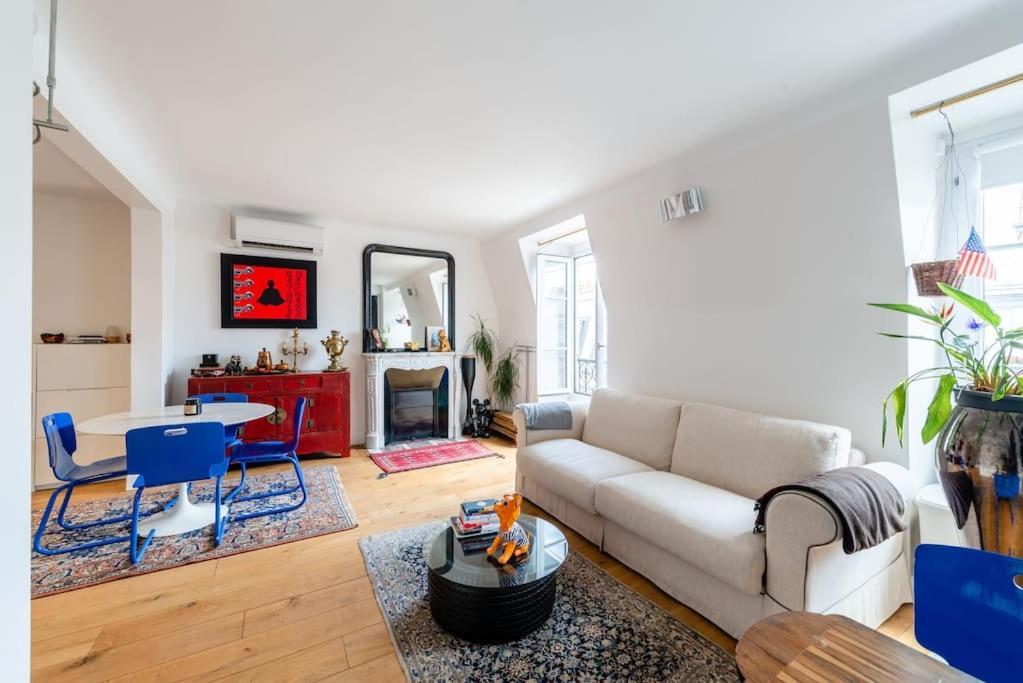 Appartement Vue Tour Eiffel Paris Exterior photo